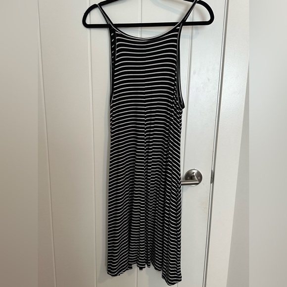 Old Navy Striped Dress - Picture 2 of 3